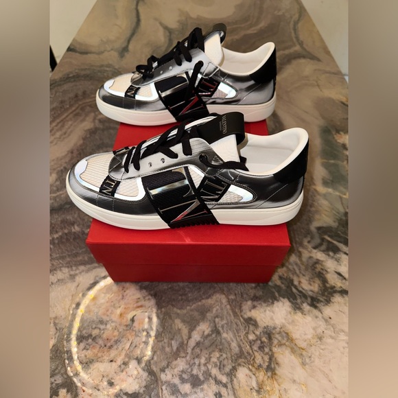 Valentino VL7N Sneakers - Picture 3 of 6